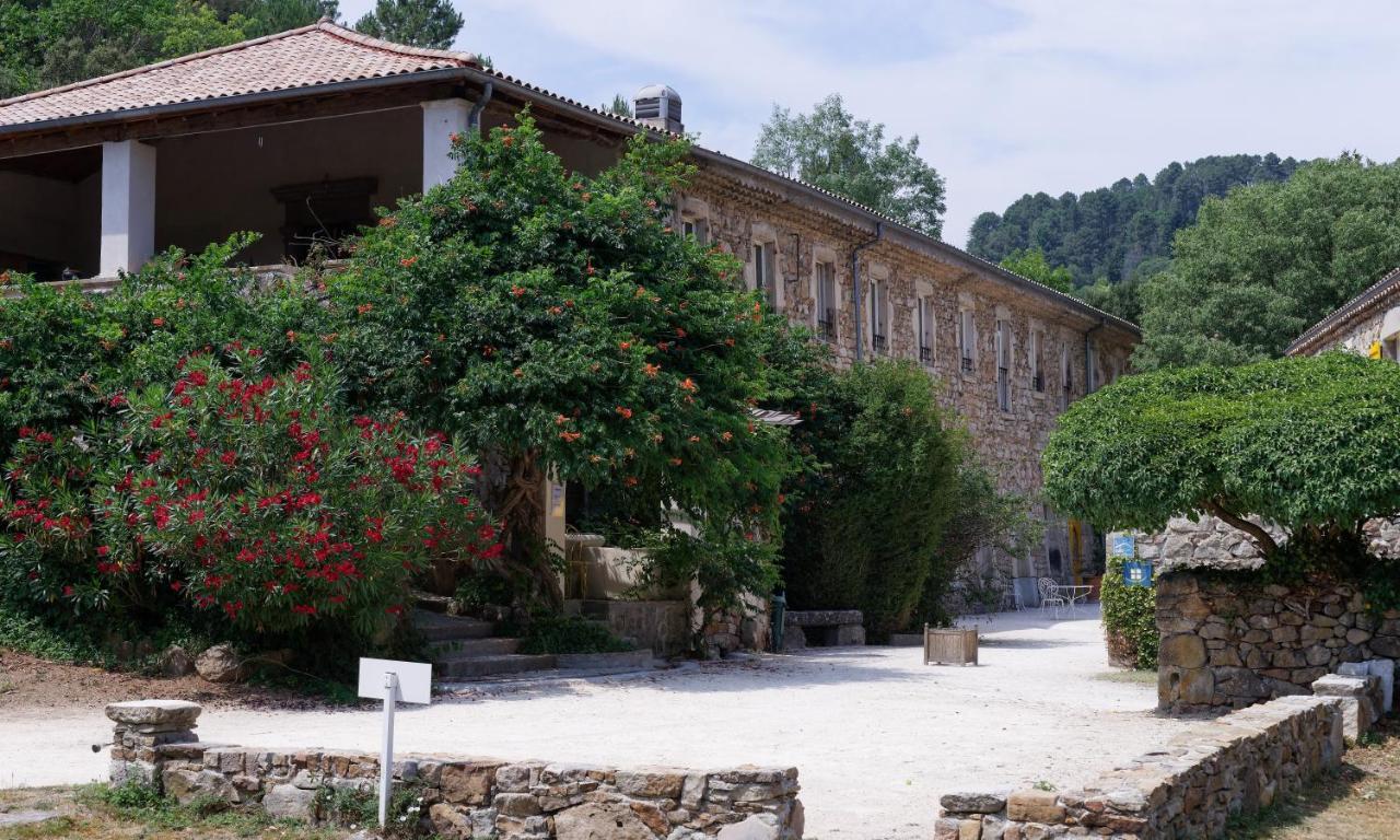 Logis Hotel Restaurant Le Domaine De L'Eau Vive Largentière Exterior foto
